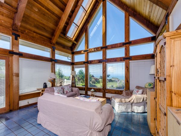 Mendocino Home 982997