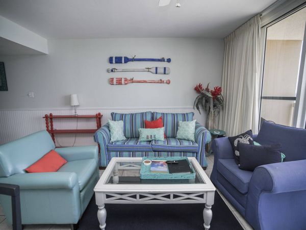 BEACHFRONT DESTIN CONDO SLEEPS 6