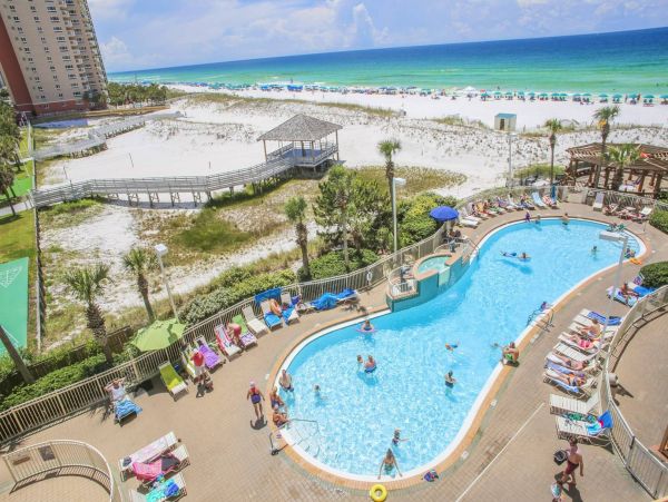BEACHFRONT DESTIN CONDO SLEEPS 6
