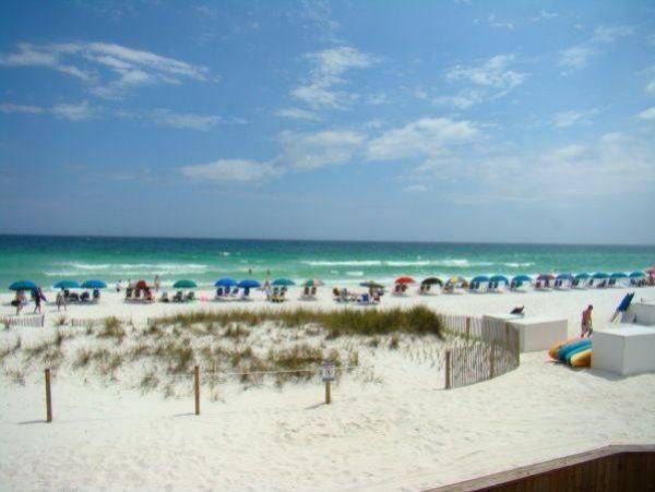 Spacious Destin Condo with Private Beach Access & Family-Friendly Amenities