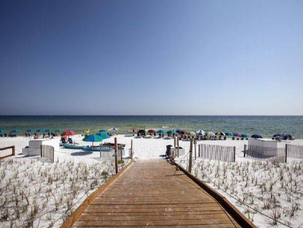 Spacious Destin Condo with Private Beach Access & Family-Friendly Amenities
