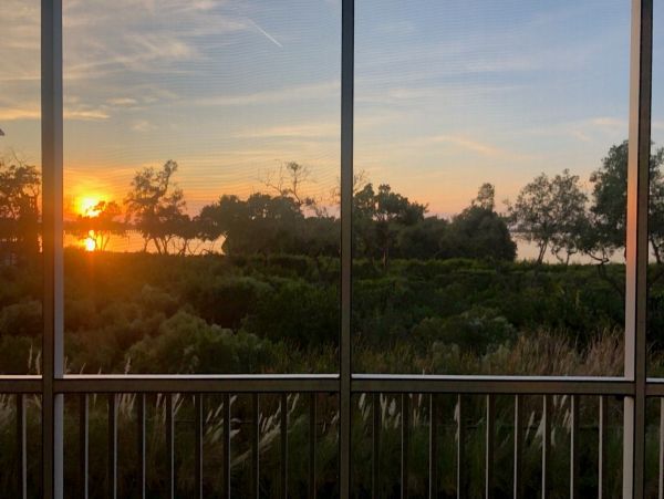 Luxury 3 Bedroom Vacation Condo in Bradenton with Bay Views
