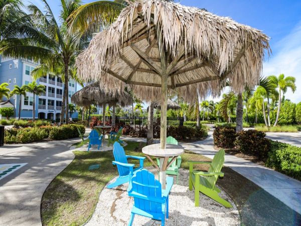 Luxury 3 Bedroom Vacation Condo in Bradenton with Bay Views