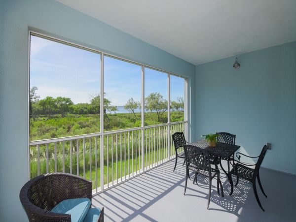 Luxury 3 Bedroom Vacation Condo in Bradenton with Bay Views