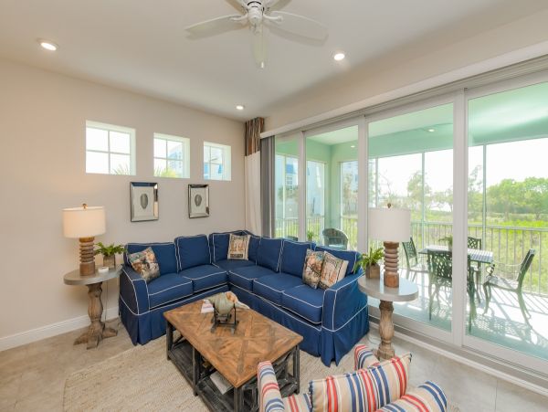 Luxury 3 Bedroom Vacation Condo in Bradenton with Bay Views
