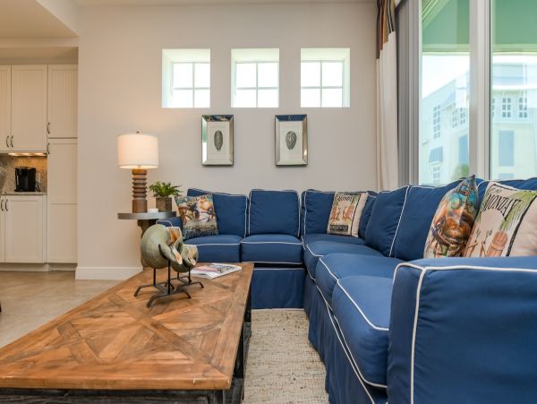 Luxury 3 Bedroom Vacation Condo in Bradenton with Bay Views