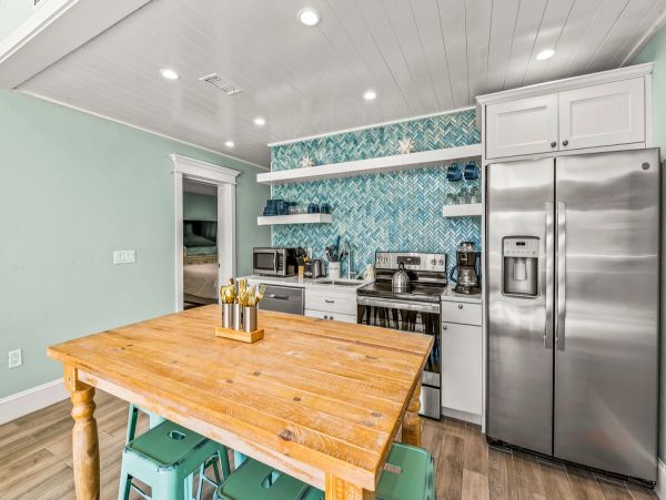 Beachfront Holmes Beach Vacation Rental with Gulf Views