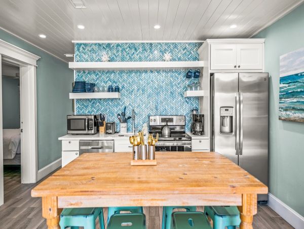 Beachfront Holmes Beach Vacation Rental with Gulf Views