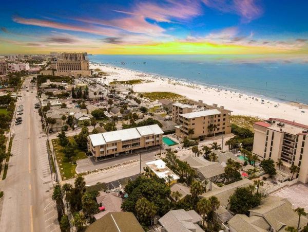 Beautiful Clearwater Vacation Home Steps From Beach