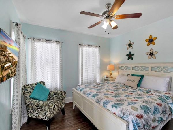 Beautiful Clearwater Vacation Home Steps From Beach