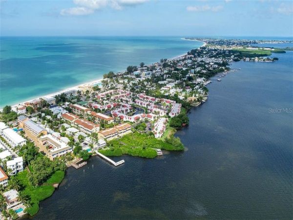 Anna Maria Island Holmes Beach Home 983062