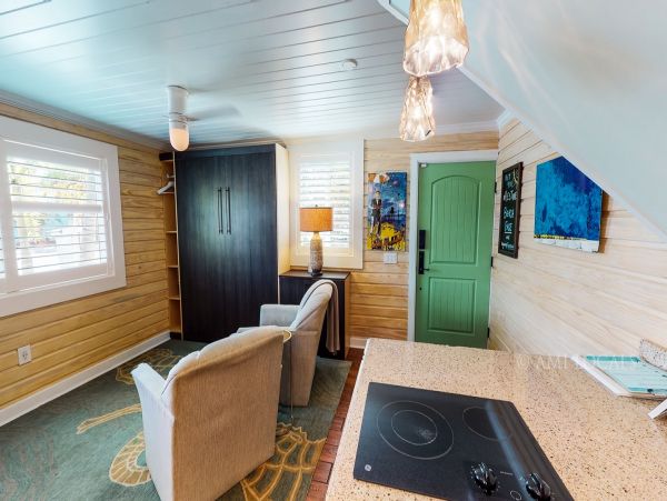 Anna Maria Island Holmes Beach Home 983063