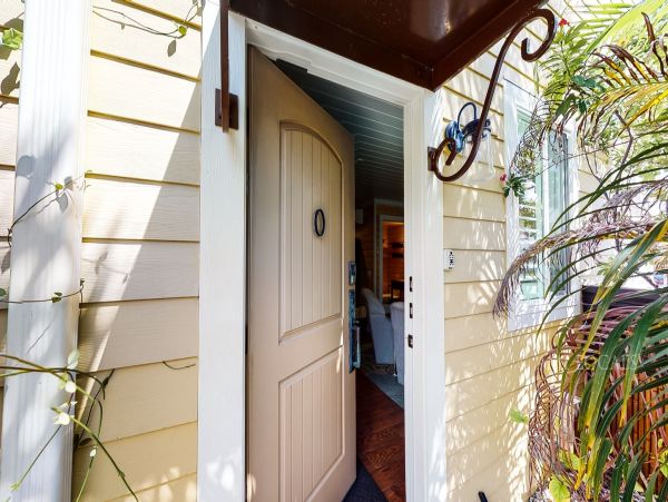 Anna Maria Island Holmes Beach Home 983063