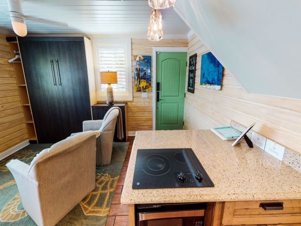 Anna Maria Island Holmes Beach Home 983063