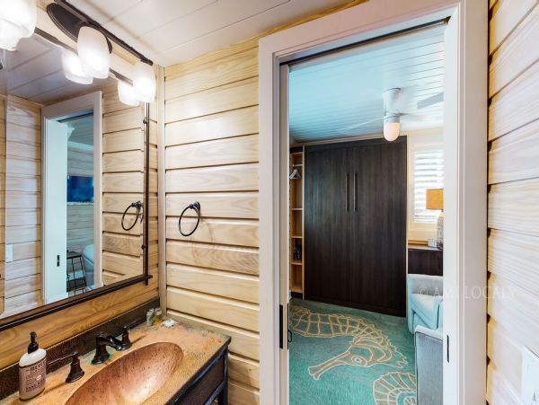 Anna Maria Island Holmes Beach Home 983063