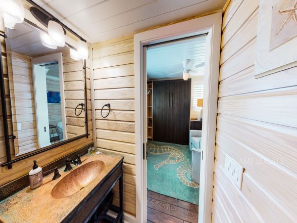 Anna Maria Island Holmes Beach Home 983063