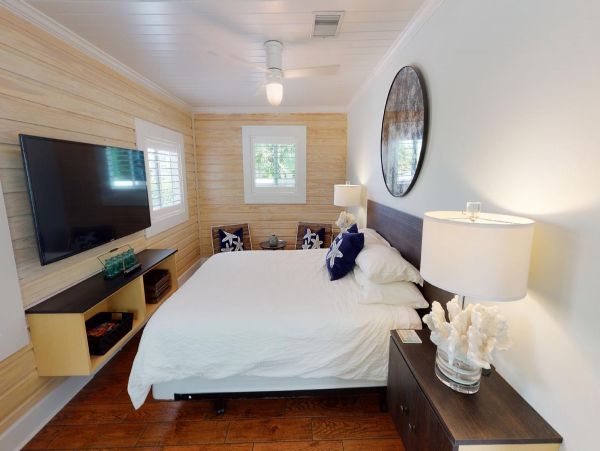 Anna Maria Island Holmes Beach Home 983065