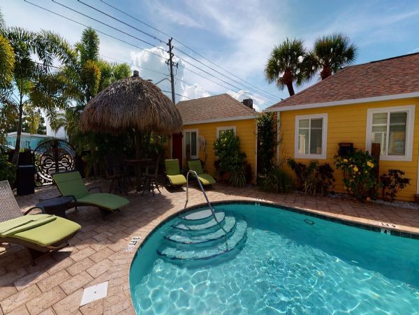 Anna Maria Island Holmes Beach Home 983065