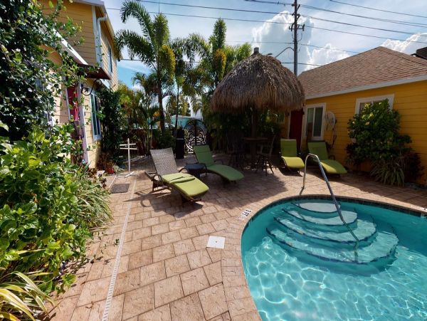 Anna Maria Island Holmes Beach Home 983065