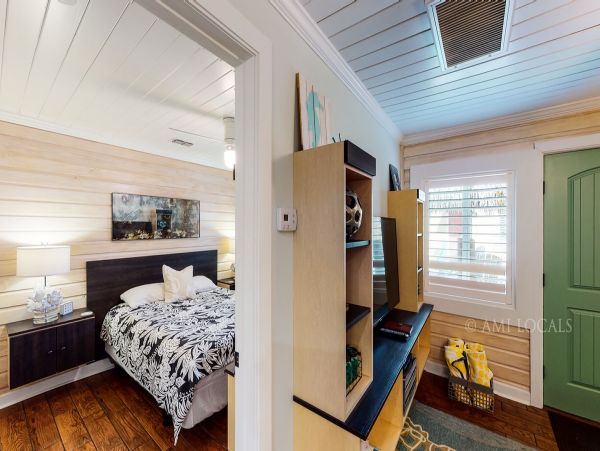 Anna Maria Island Holmes Beach Home 983066