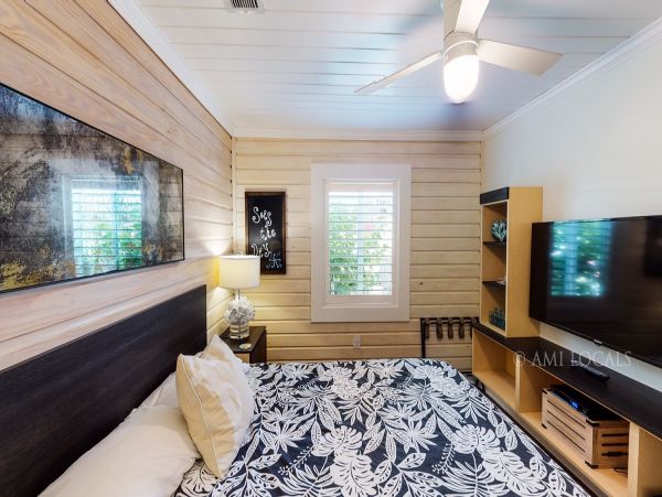 Anna Maria Island Holmes Beach Home 983066