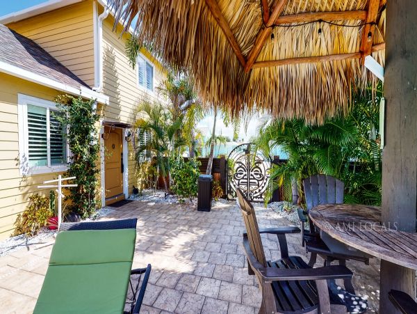 Anna Maria Island Holmes Beach Home 983066