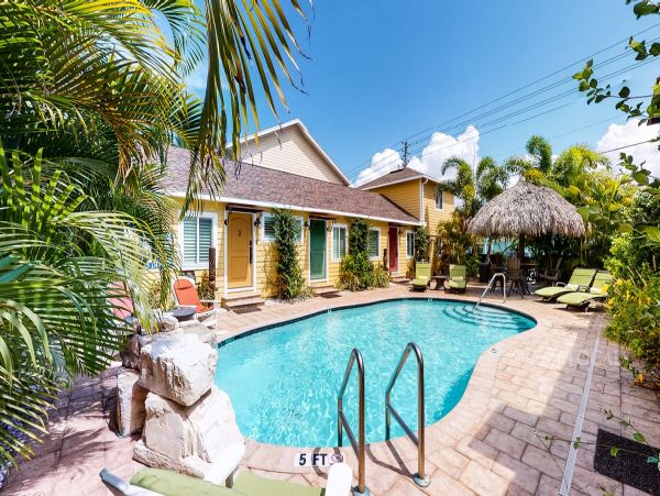 Anna Maria Island Holmes Beach Home 983068