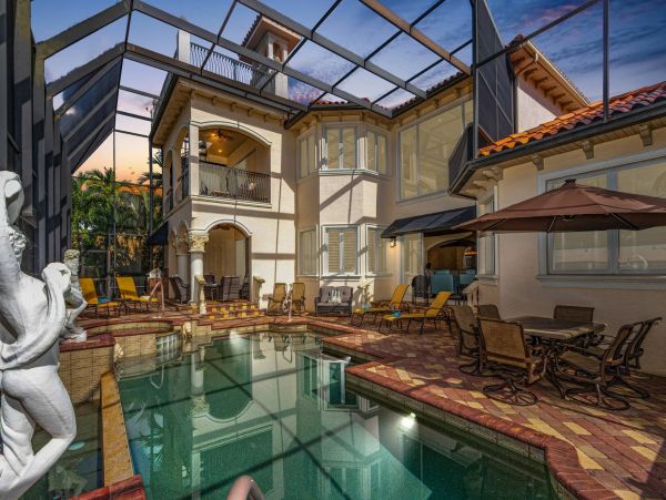 Cape Coral Home 983093