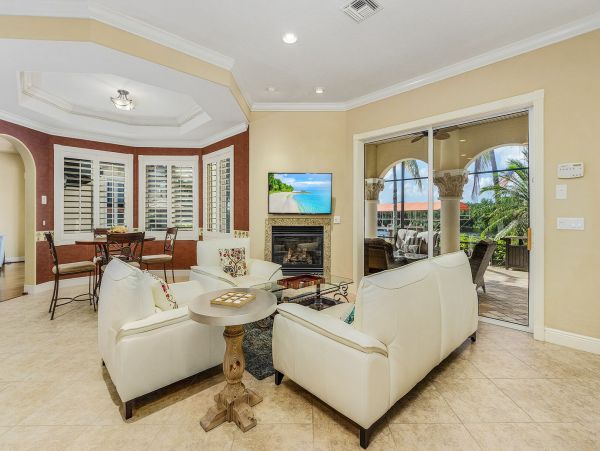 Cape Coral Home 983093