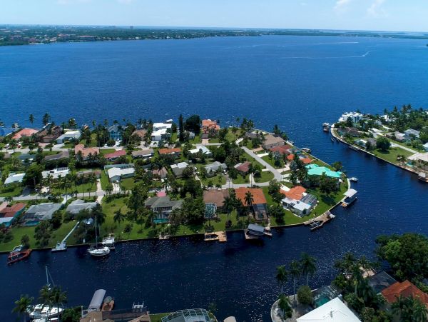 Cape Coral Home 983094
