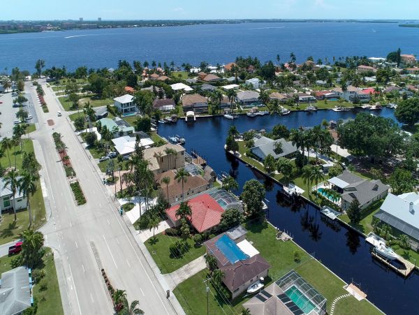 Cape Coral Home 983094