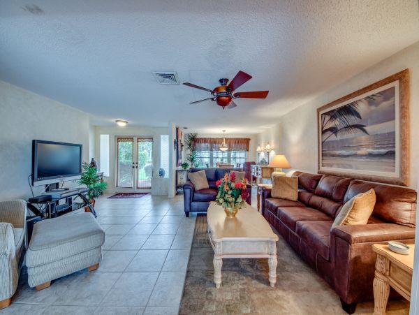 Cape Coral Home 983094