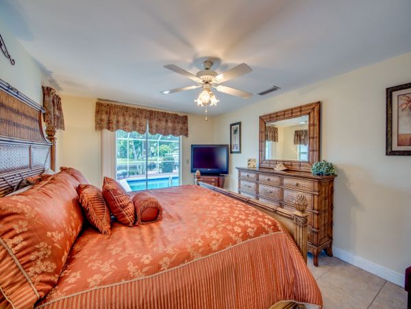 Cape Coral Home 983094