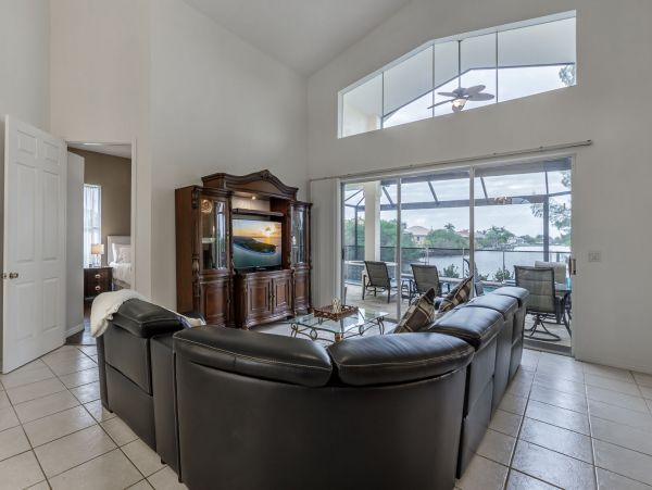 Cape Coral Home 983095