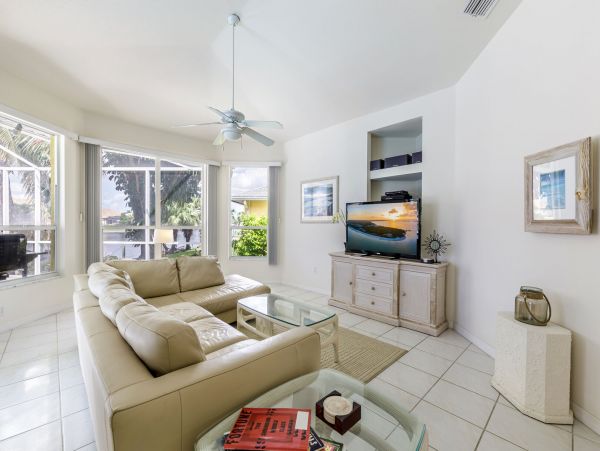 Cape Coral Home 983096