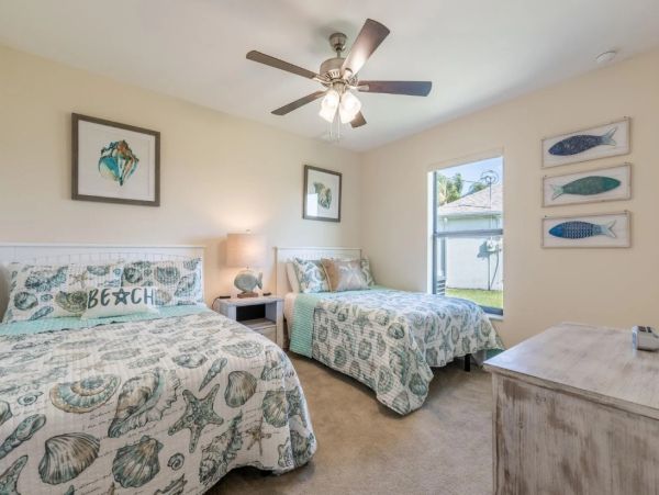 Cape Coral Vacation Rental - Florida Gulf Coast Waterfront Villa