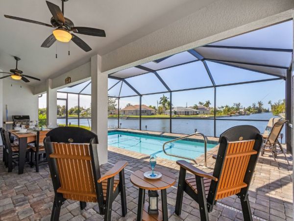 Cape Coral Vacation Rental - Florida Gulf Coast Waterfront Villa
