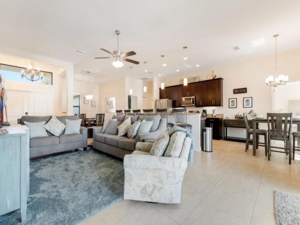 Cape Coral Vacation Rental - Florida Gulf Coast Waterfront Villa