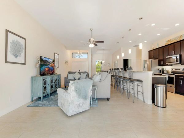Cape Coral Vacation Rental - Florida Gulf Coast Waterfront Villa