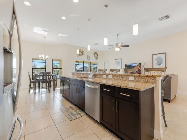 Cape Coral Vacation Rental - Florida Gulf Coast Waterfront Villa