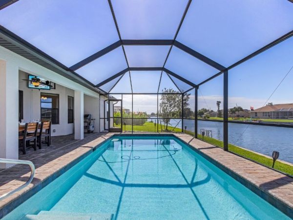 Cape Coral Vacation Rental - Florida Gulf Coast Waterfront Villa