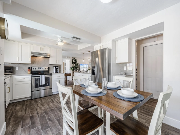 Gulf Access Cape Coral Vacation Rental Pool Home