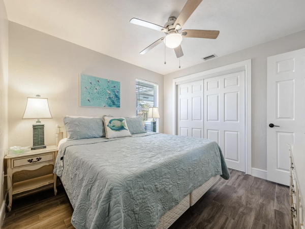 Gulf Access Cape Coral Vacation Rental Pool Home