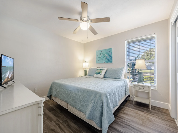 Gulf Access Cape Coral Vacation Rental Pool Home