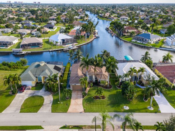 Cape Coral Home 983100