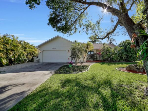 Cape Coral Home 983101