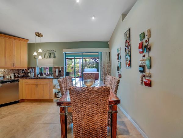 Cape Coral Home 983101