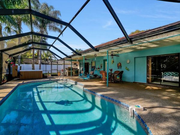 Cape Coral Home 983101
