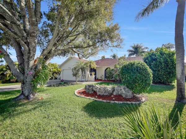 Cape Coral Home 983101