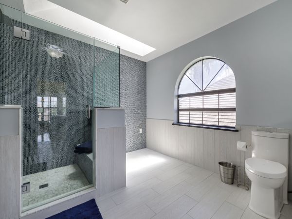 Spectacular Waterfront 5 Bedroom Home with Private Pool & Dock